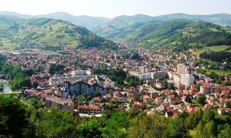 Na slici se nalazi crnogorski grad Bijelo polje