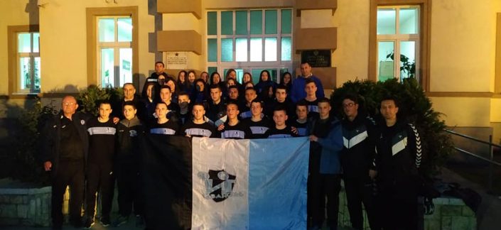 na slici su rukometaši berana