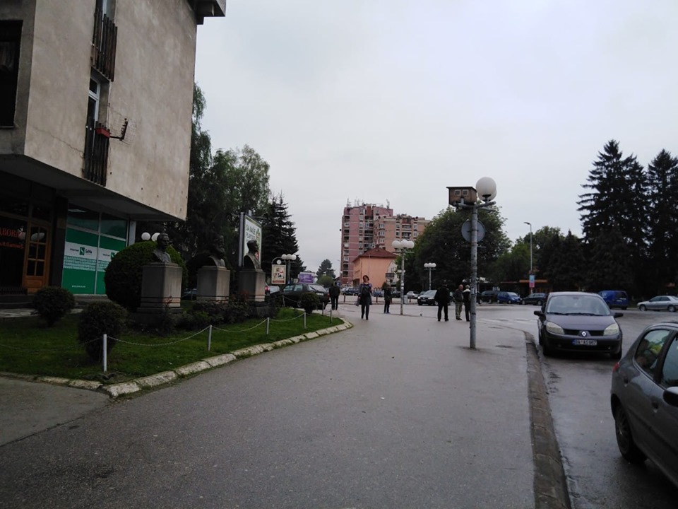 na slici se nalazi setaliste u Beranama