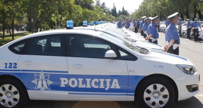 policija