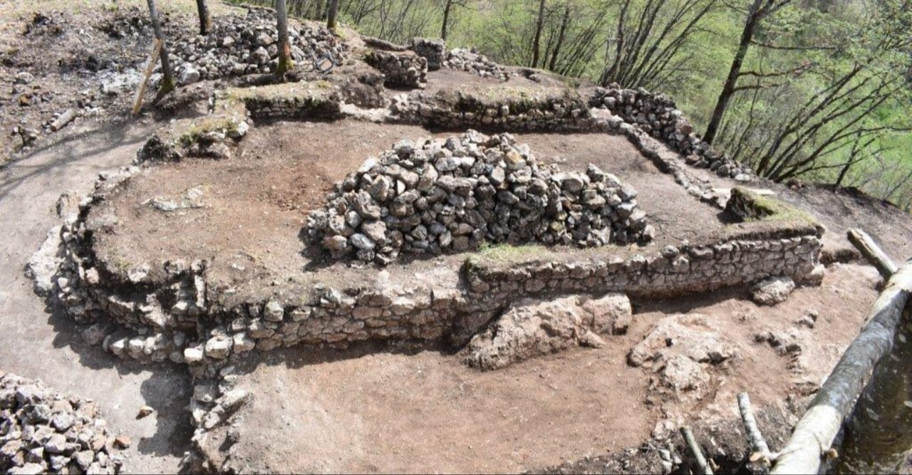 Berane: Konzervirani ostaci drevnog grada Tumba