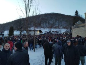 Veličanstvena litija i večeras u Beranama