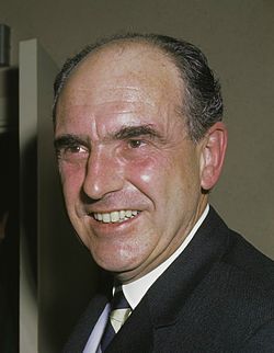 Andreas Papandreu, grčki državnik i ekonomista,