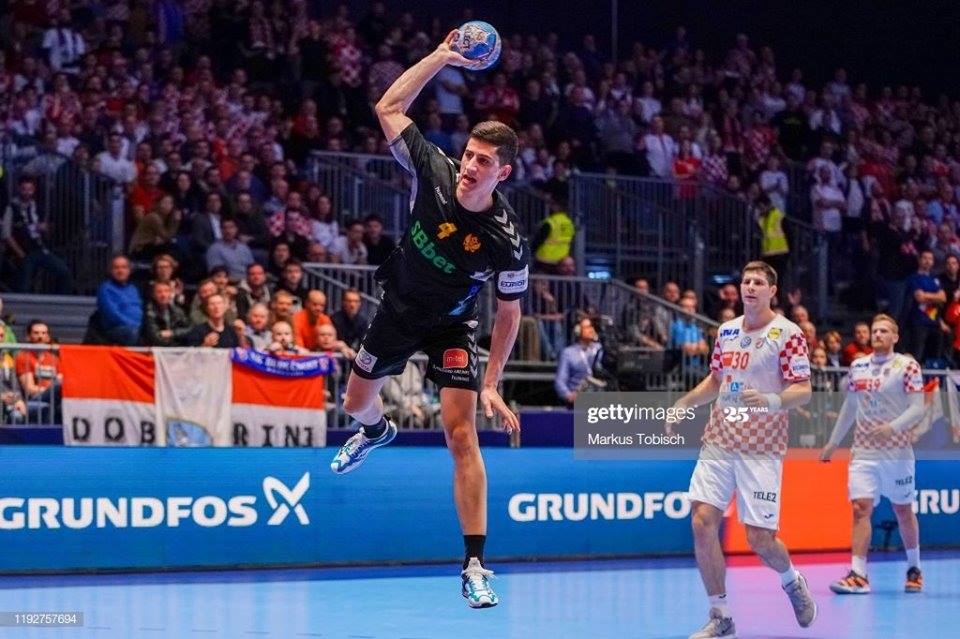 Aleksandar Bakić: Bavite se sportom i živite zdrav život