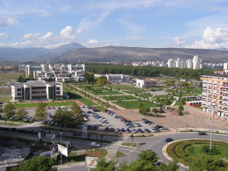 Sajt PMF-a primarni izvor informacija i planova organizacije nastave za studente