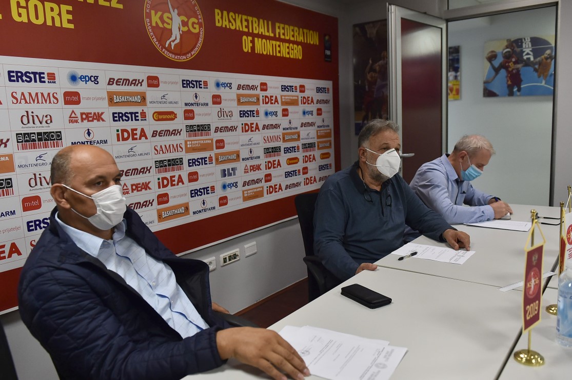 Košarkaška liga, početak, utakmice