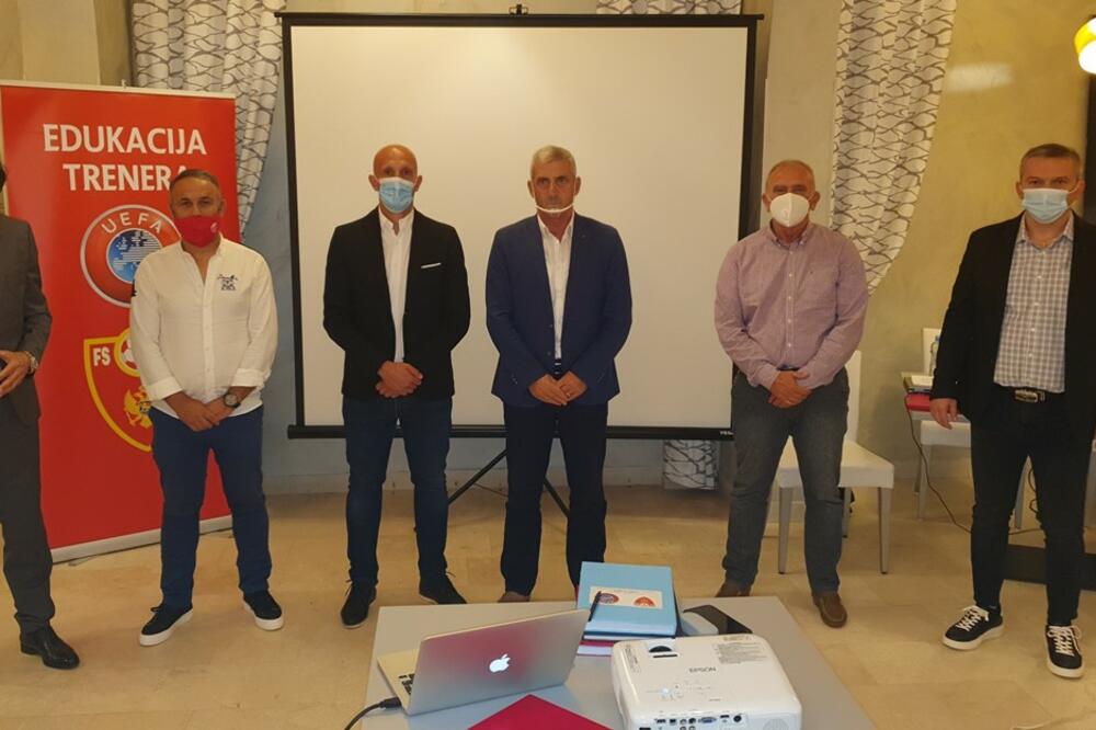 Agović postao najmlađi crnogorski trener sa UEFA Pro licencom Detach