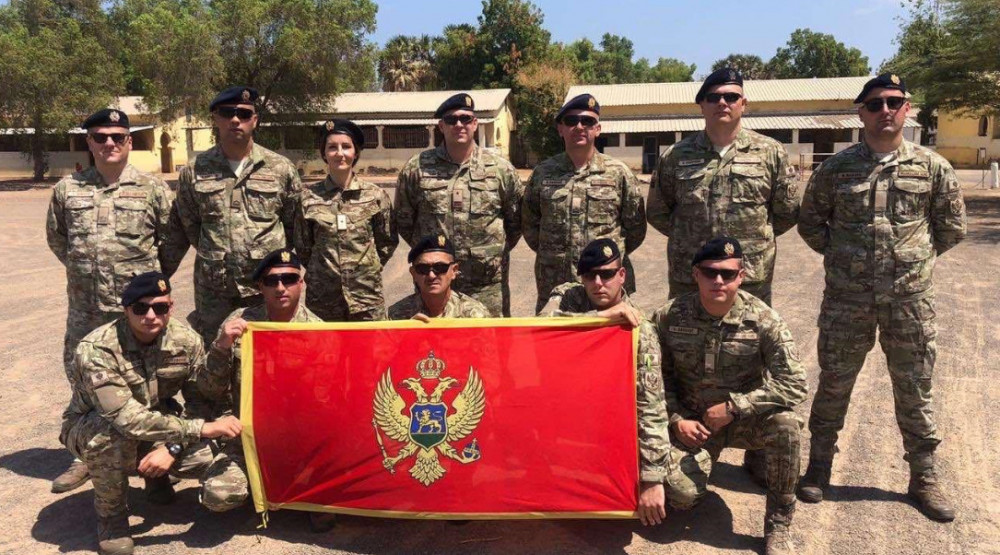 Pripadnici IV crnogorskog samostalnog tima za zaštitu broda – AVPD