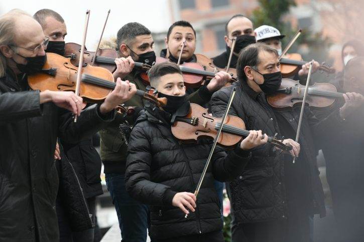 Džej Ramadanovski, Aleji zaslužnih građana