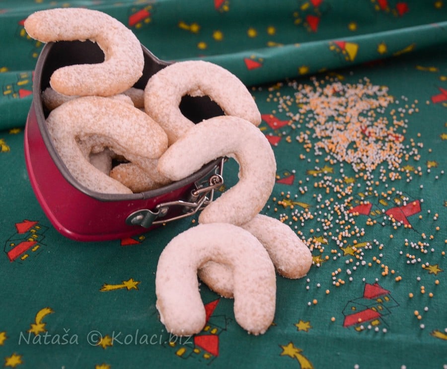 Vanilin roščići, brašno, tijesto