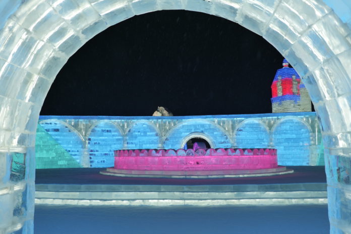 Skulptura, most na Tari, festival leda u Kini