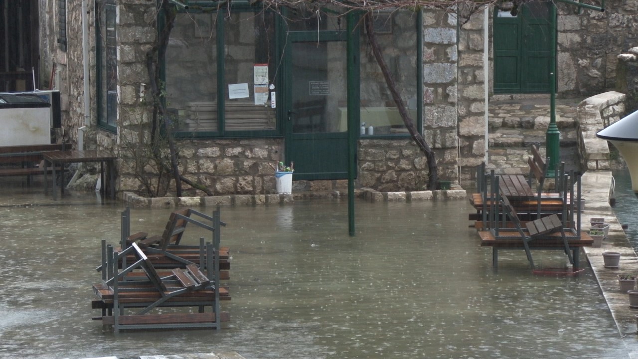 Rijeka Crnojevića, poplava