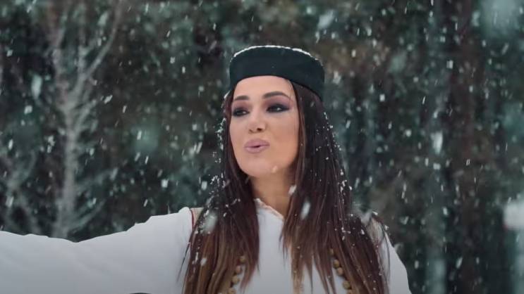 Jadranka Barjaktarović, Crna Gora, pjesma