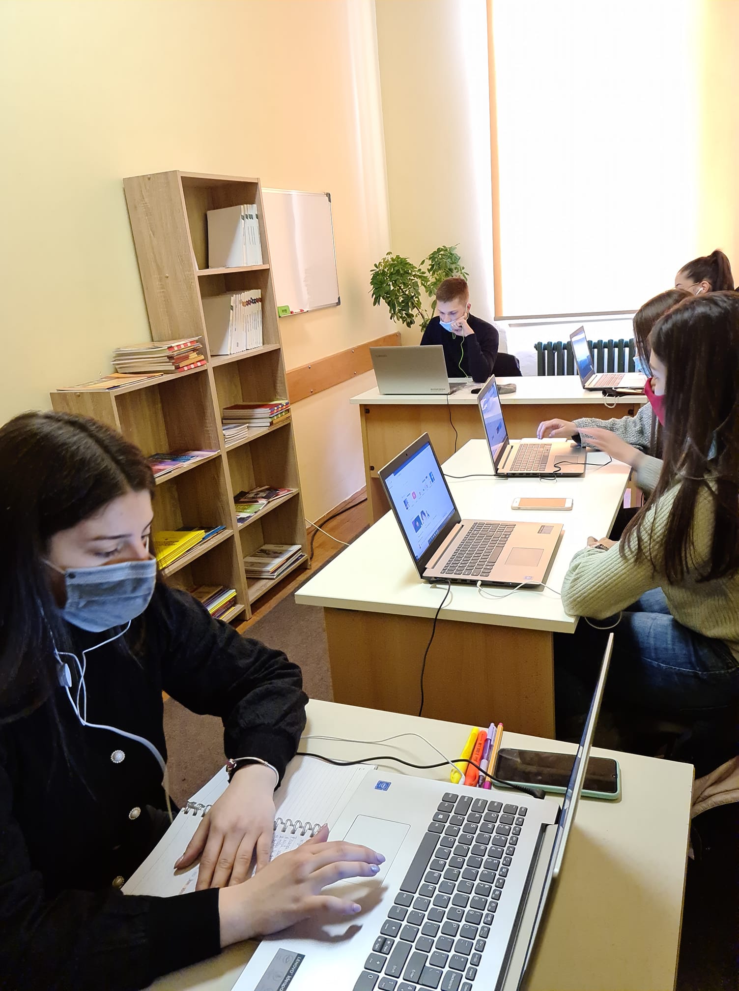 pomažu rad call centra