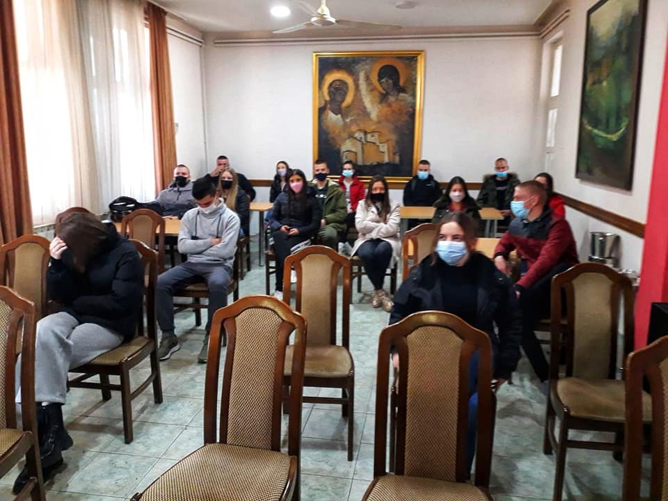 u čast kralju nikoli