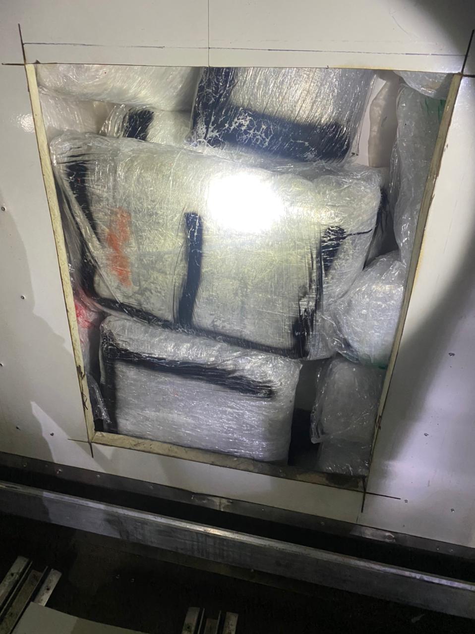 granični prelaz Vraćenovići-Deleuša , akcija, policija, zaplijena