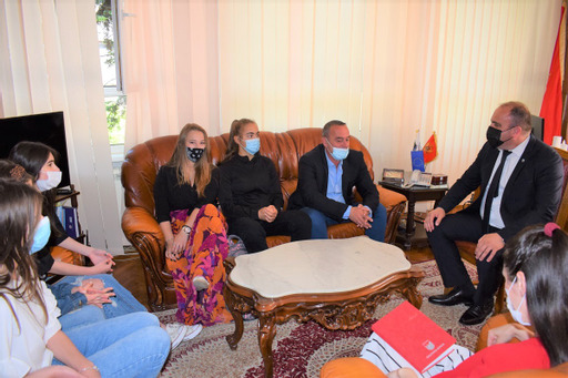 Predsjednik Bogavac ugostio članove i mentora školskog benda "Alt"