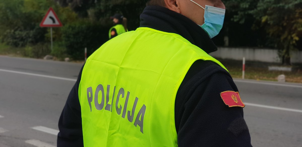 policija