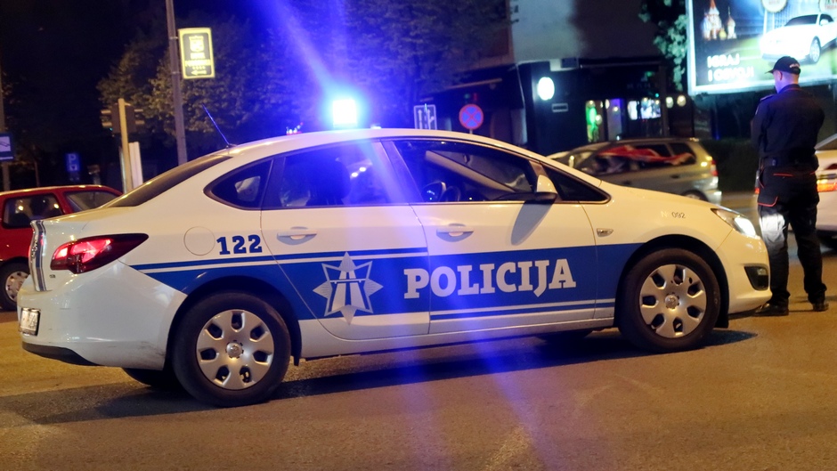 policija