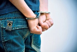 Ulcinj: Policija oduzela drogu, motocikl i skutere