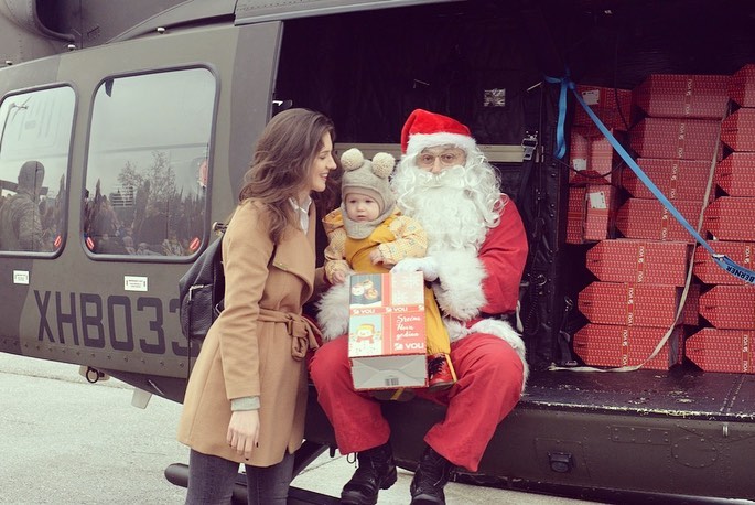 Djeda mraz obradovao mališane