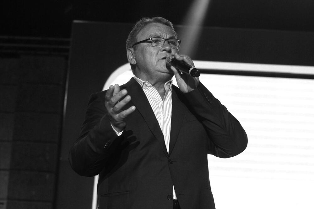 Preminuo Zoran Kalezić