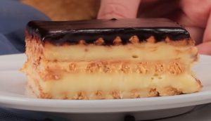 Ekler torta sa keksom (bez pečenja)