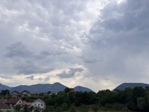 Oblačno i svježije jutro u Beranama nakon nevremena