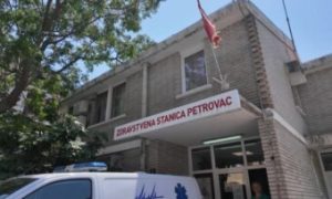 Oprez u moru zbog vatrenih crva