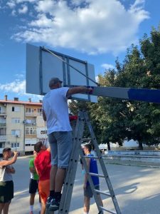 Od jednog zahtjeva do dva nova koša na Limskim zgradama