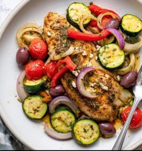 Recept za glavno jelo: Piletina sa povrćem iz rerne