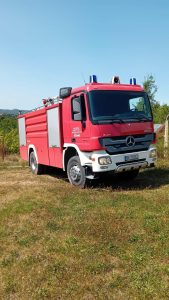 Vatrogasci Berana obezbjeđuju vodu za MZ Polica