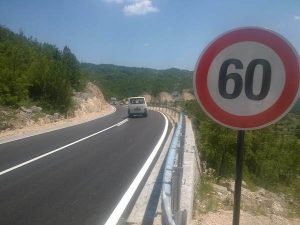 AMSCG: Obustave saobraćaja na više dionica