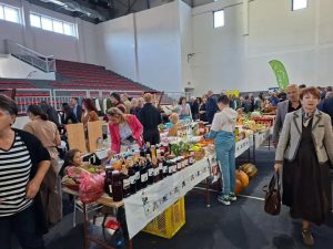 Više od 100 izlagača na VI sajmu poljoprivrede u Beranama