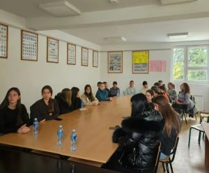 Učenici kroz film učili o odgovornoj komunikaciji